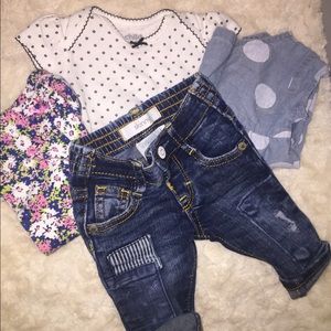Baby girl clothes 0-3 months